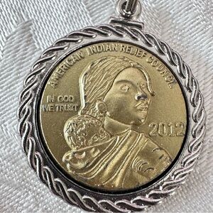 2012 AMERICAN INDIAN RELIEF COUNCIL MEDAL CHARM BRACELET REPURPOSED OOAK 7-8